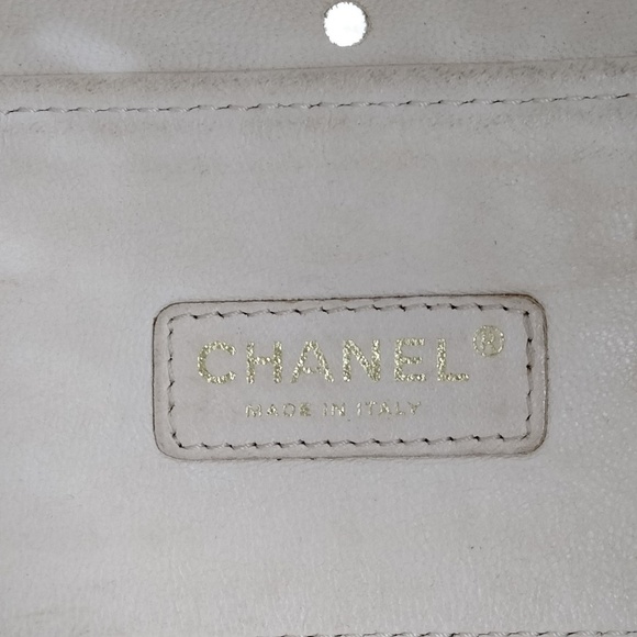 Chanel Tote Beige Patent leather - Picture 8 of 9